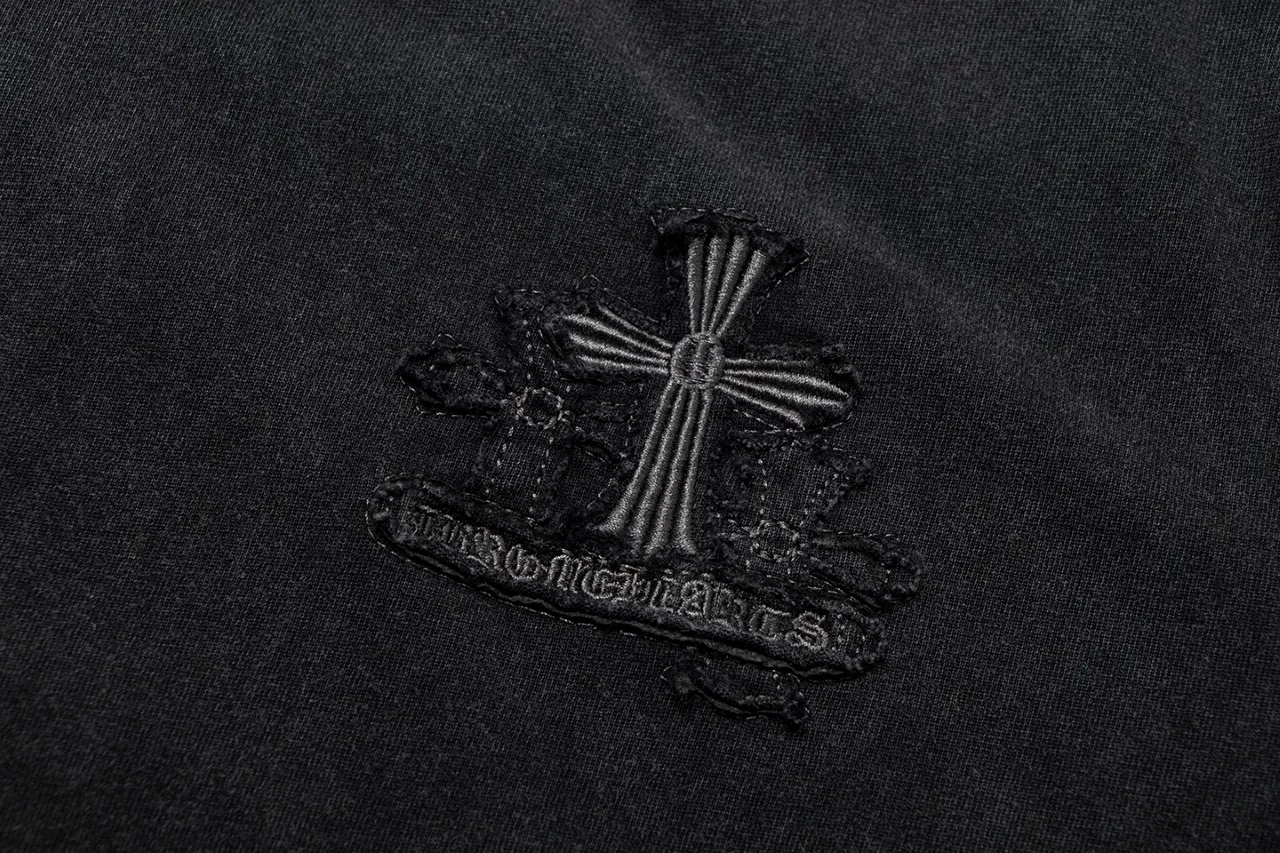 P170 Chrome Hearts Chrome Hearts Embroidered Washed Short Sleeves Size: SMLXL Color: Washed Black
